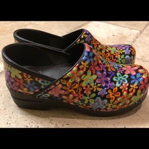 Dansko Patent Professional Floral Clog